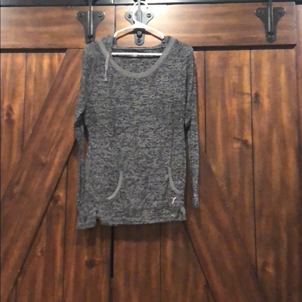 Athletic shirt